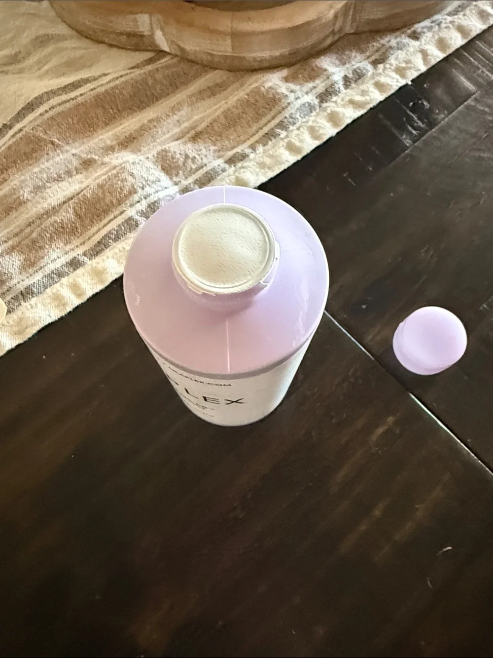 OLAPLEX No.4P Blonde Enhancer Toning Shampoo - Light Purple Bottle